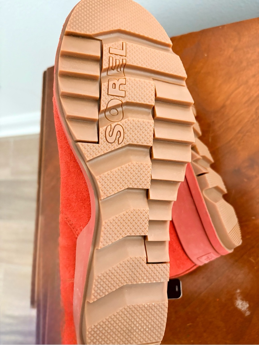 Sorel Red Suede Chelsea Ankle Boots - Picture 6 of 10